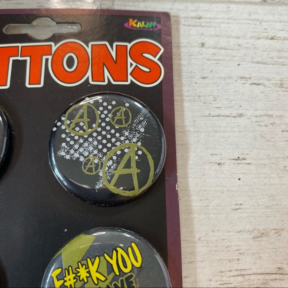 Anarchy Metal Buttons - Picture 3 of 6